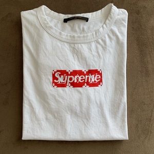 Supreme LV Box Logo